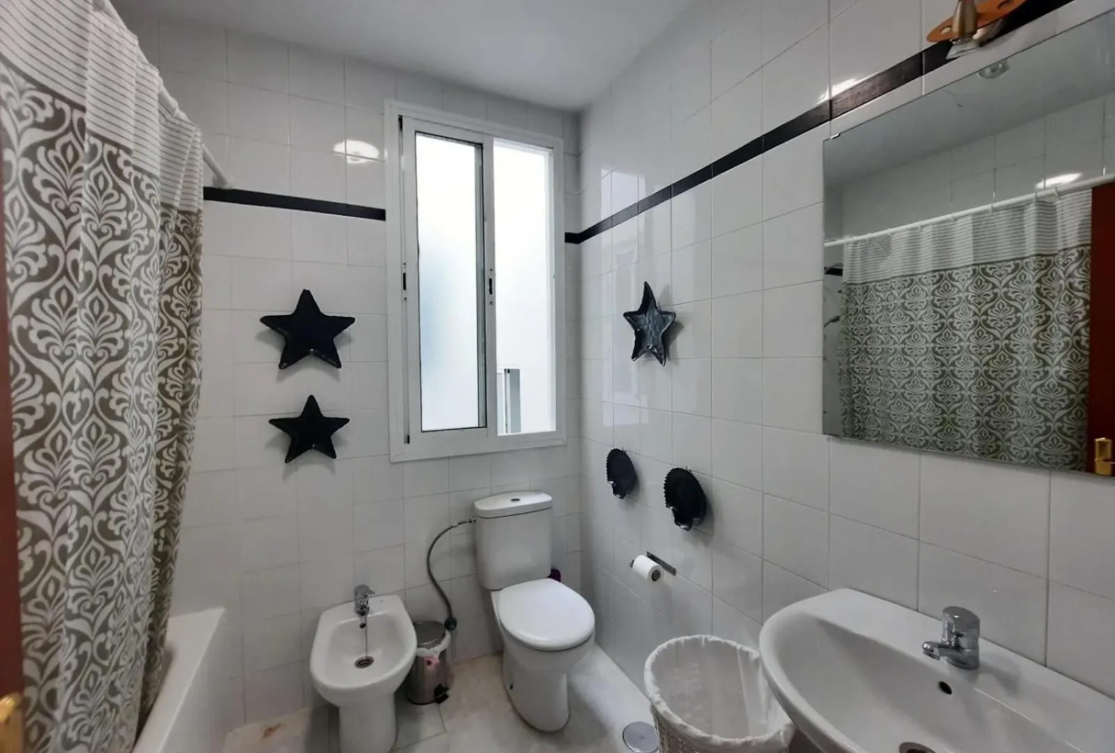 Budget And Lovely Apartments Las Setas 세비야