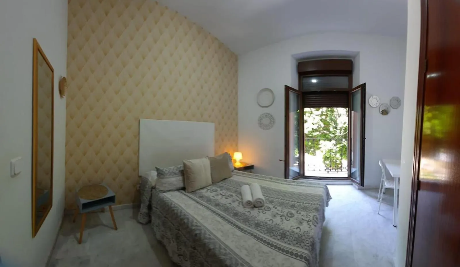 Budget And Lovely Apartments Las Setas 세비야